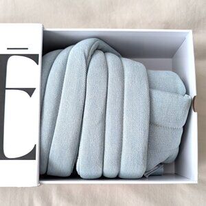 MABĒ Brand New Monarch Carrier - Dream Wash Denim (Wildbird)